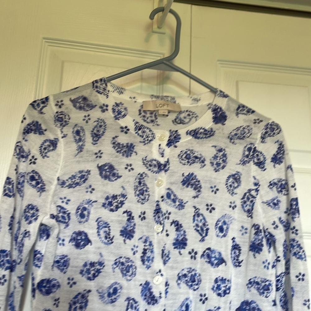 Women’s Loft Sz S cardigan paisley full button 3/4 20” sleeves. Bluish purple.